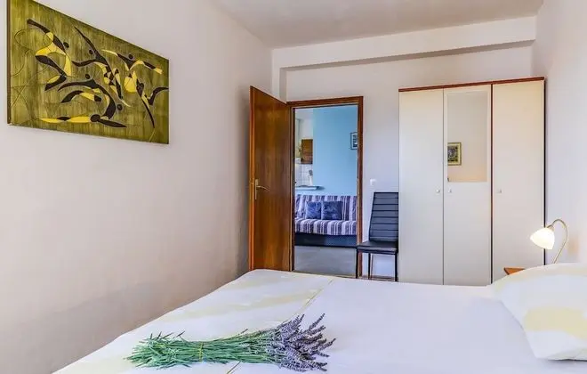 Apart Daire, 2 Yatak Odası, Zemin Kat (B4)