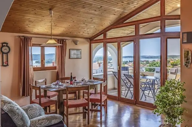 Apart Daire, 3 Yatak Odası, Balkon, Deniz Manzaralı (A6)