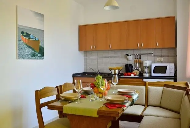 Apart Daire, Deniz Manzaralı