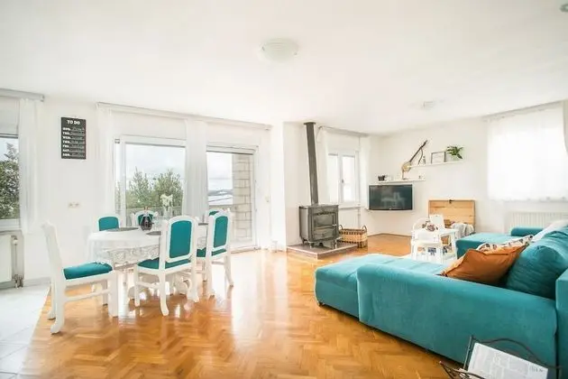 Family Apart Daire