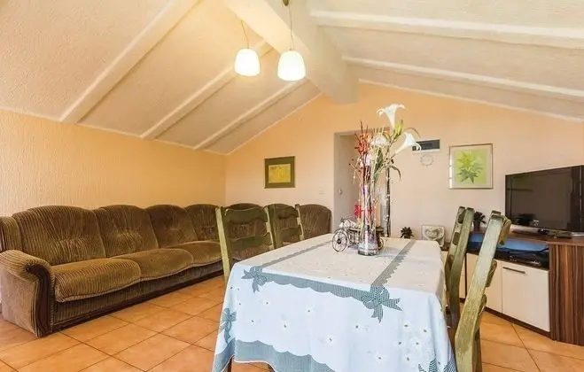 Apart Daire, 2 Yatak Odası (1204/11065)