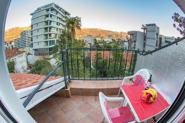 Standard Çatı Katı Süiti (Penthouse)