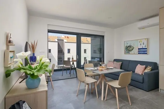 Apart Daire (One Bedroom Apartment with Balcony)