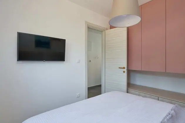 Apart Daire (One Bedroom Apartment with Balcony)