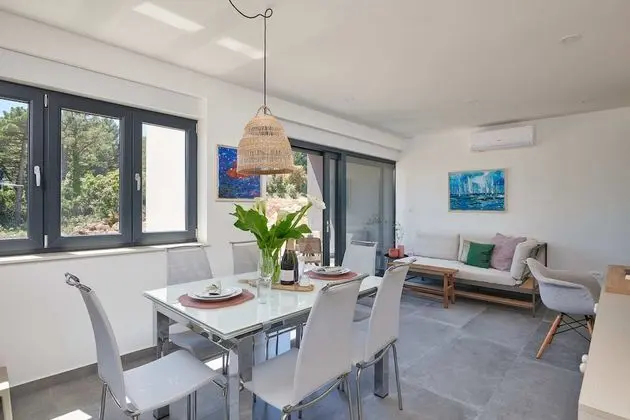 Apart Daire (Two Bedroom Apartment with Balcony)