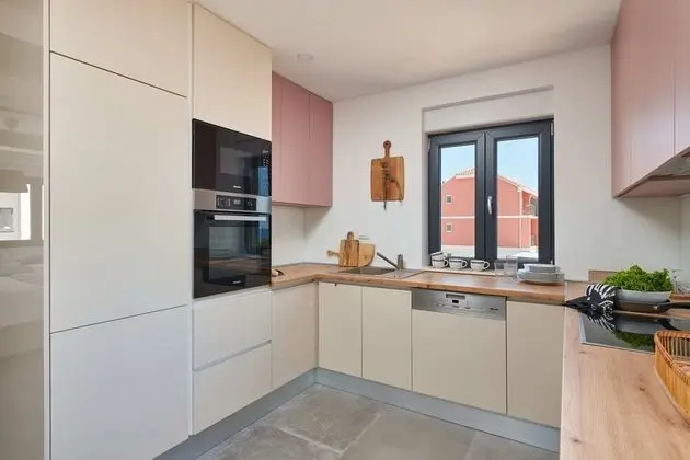 Apart Daire (Two Bedroom Apartment with Balcony)