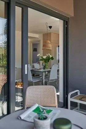 Apart Daire (Two Bedroom Apartment with Balcony)