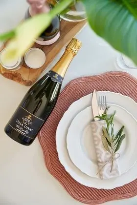 Apart Daire (Two Bedroom Apartment with Balcony)