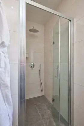 Apart Daire (Two Bedroom Apartment with Balcony)