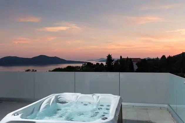 Superior Apart Daire, 2 Yatak Odası, Deniz Manzaralı