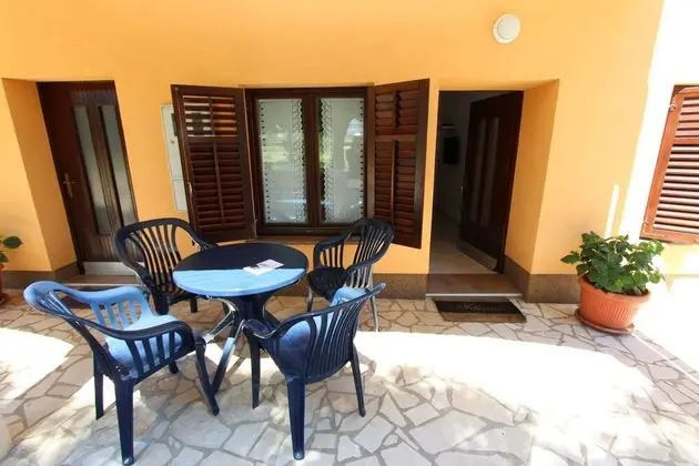 Apart Daire, 2 Yatak Odası (1)