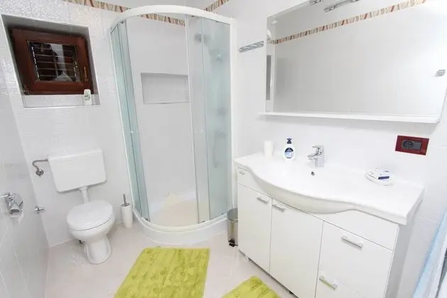 Apart Daire, 2 Yatak Odası (1)