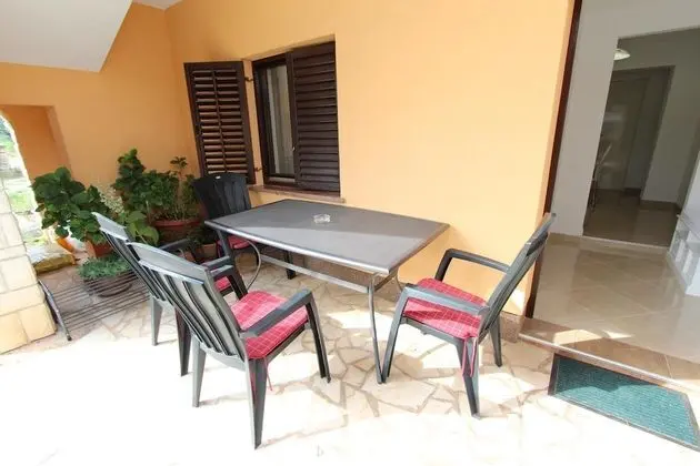 Apart Daire, 2 Yatak Odası (2)