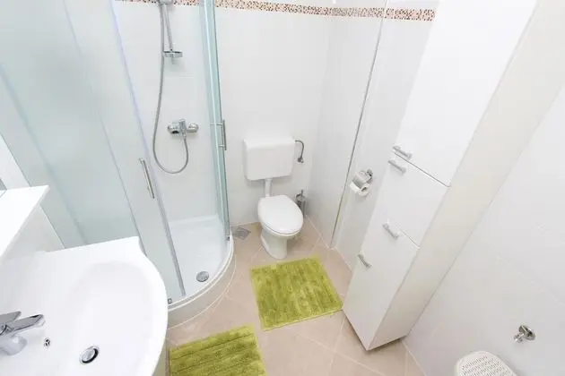 Apart Daire, 2 Yatak Odası (2)