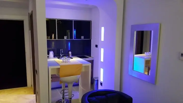 Classic Stüdyo (Crystal Line)