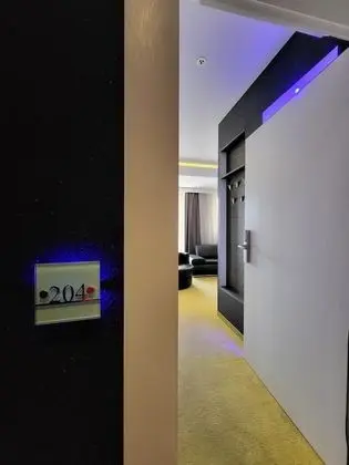 Classic Stüdyo (Crystal Line)