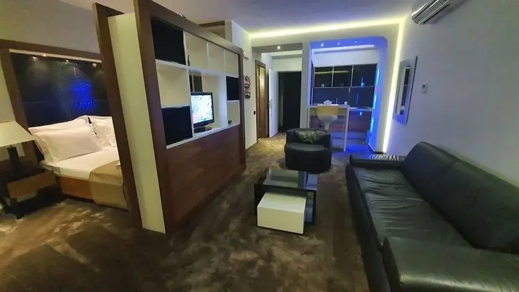 Comfort Stüdyo (Marble Lounge)