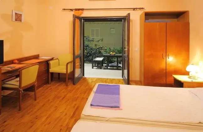 Comfort Stüdyo, Veranda, Bahçe Manzaralı