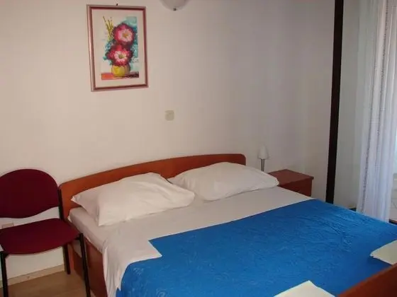 Apart Daire, 2 Yatak Odası, Teras, Bahçe Manzaralı