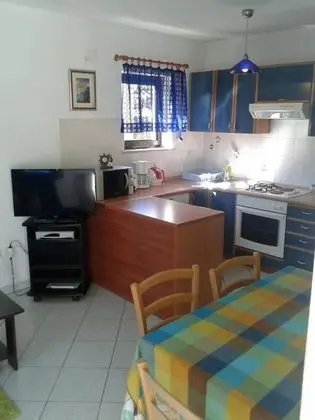 Apart Daire, 2 Yatak Odası, Teras, Bahçe Manzaralı