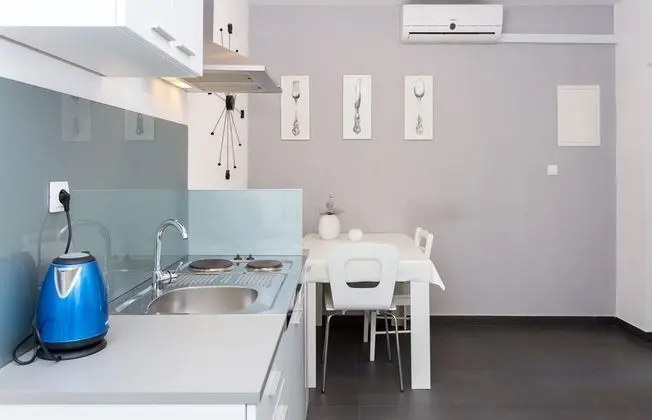 Apart Daire (Two Bedroom Apartment with Balcony)