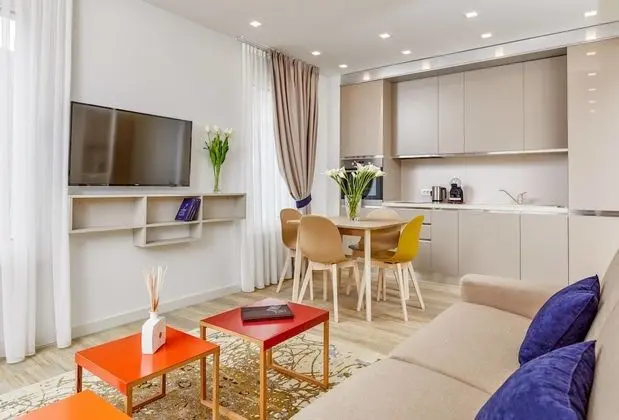 Deluxe Apart Daire, Bahçe Manzaralı