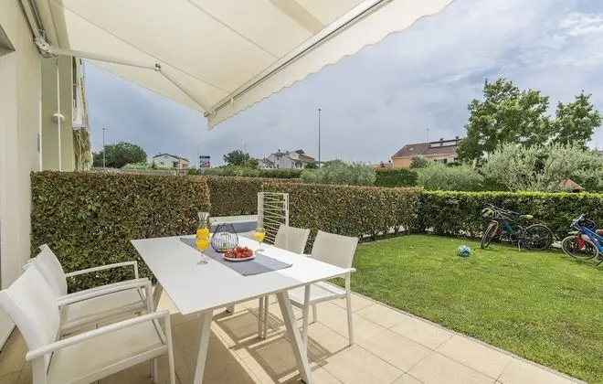 Premium Apart Daire, Bahçe Manzaralı (Patio)