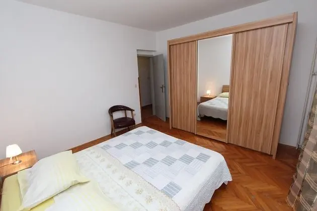 Apartment, 3 Bedrooms, Balcony (first floor)
