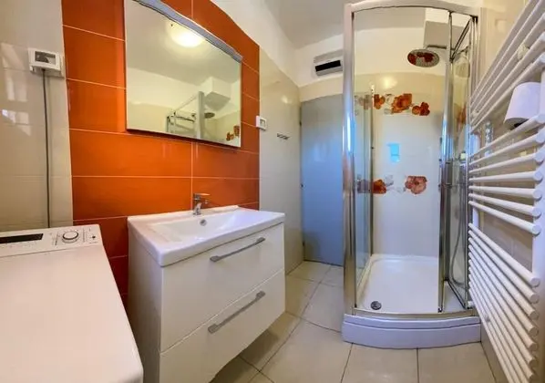 Apartment, 3 Bedrooms, Balcony (first floor)