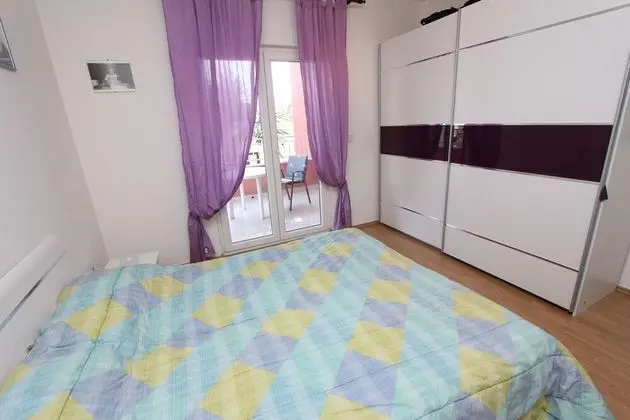 Apartment, 3 Bedrooms, Balcony (first floor)