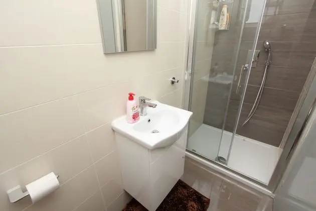 Apartment, 3 Bedrooms, Balcony (first floor)