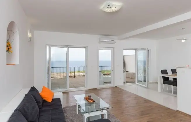 Apart Daire (One Bedroom Apartment with Terrace)