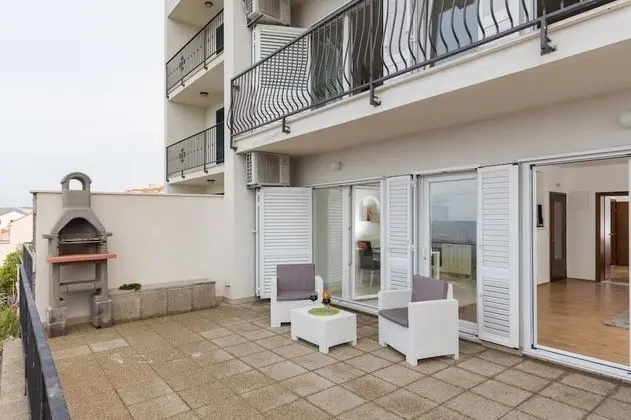 Apart Daire (One Bedroom Apartment with Terrace)