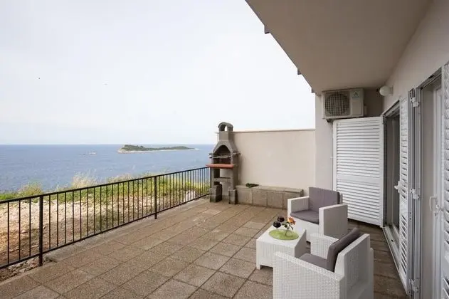 Apart Daire (One Bedroom Apartment with Terrace)