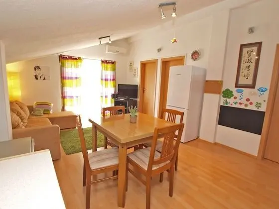 Apart Daire, 2 Yatak Odası (44/9138)