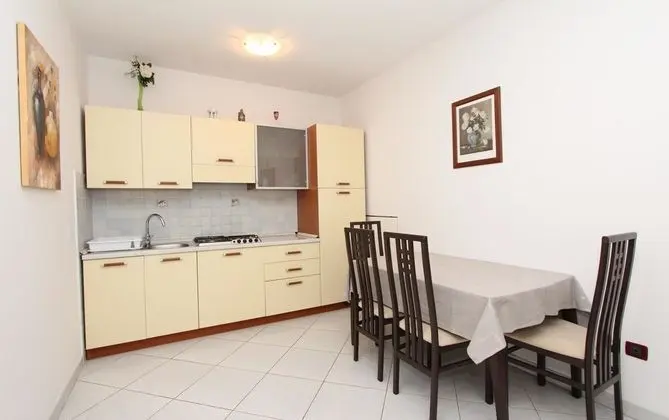 Apart Daire, 1 Yatak Odası, Zemin Kat