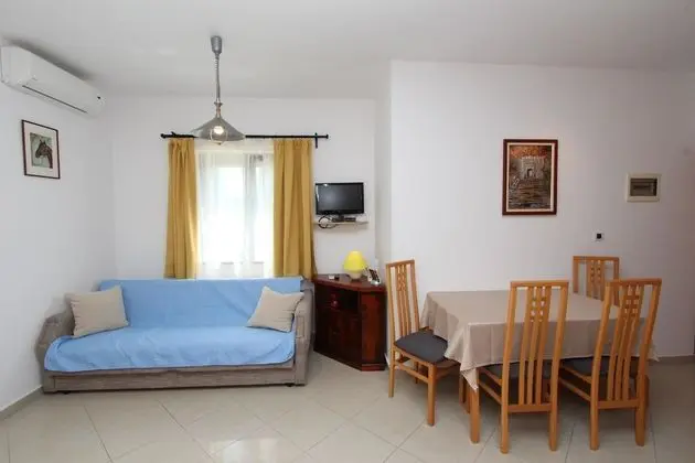 Studio Apartment, Ground Floor