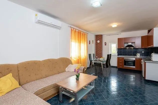 Apart Daire, 1 Yatak Odası, Zemin Kat