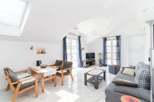Apart Daire (One Bedroom Apartment with Garden Vie)