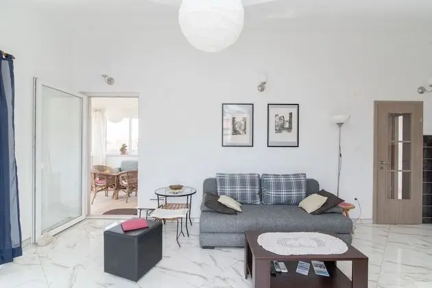Apart Daire (One Bedroom Apartment with Garden Vie)