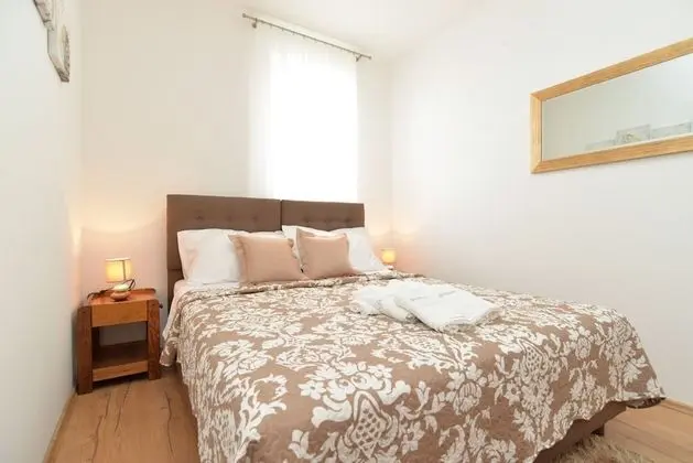 Apart Daire, 3 Yatak Odası (742/1734)