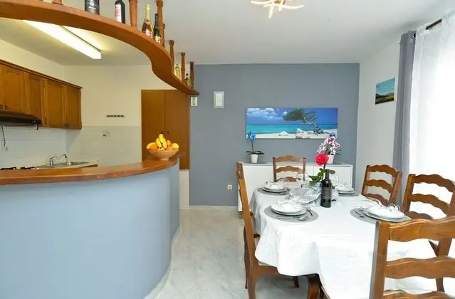 Apart Daire, 3 Yatak Odası (742/1734)