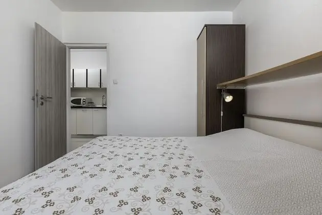 Apart Daire, 2 Yatak Odası (821/1919)