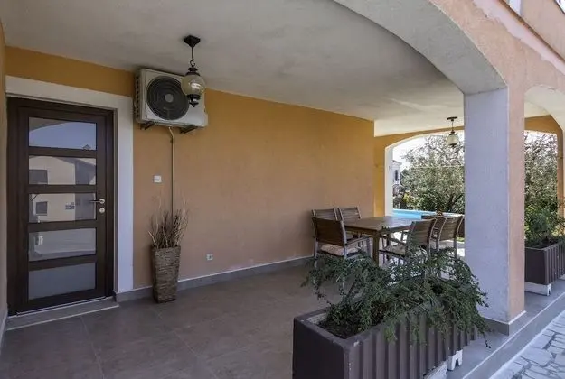 Apart Daire, 2 Yatak Odası (821/1919)