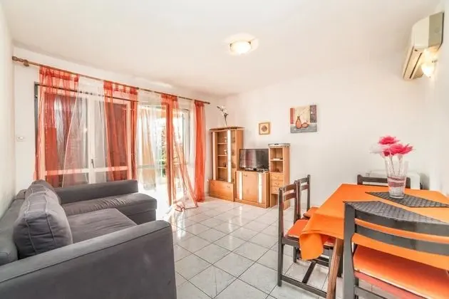 Apart Daire, 2 Yatak Odası (821/1919)