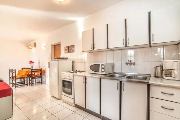 Apart Daire, 2 Yatak Odası (821/1919)