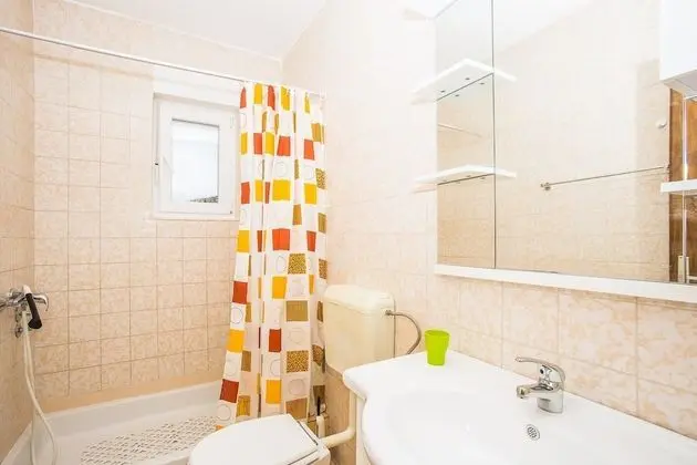 Apart Daire, 1 Çift Kişilik Yatak