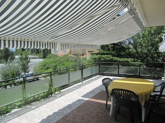 Apart Daire, 2 Yatak Odası (3)