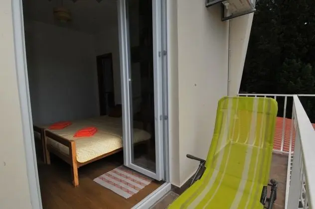 Apart Daire Garden View With Balcony