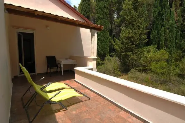 Apart Daire Garden View With Balcony